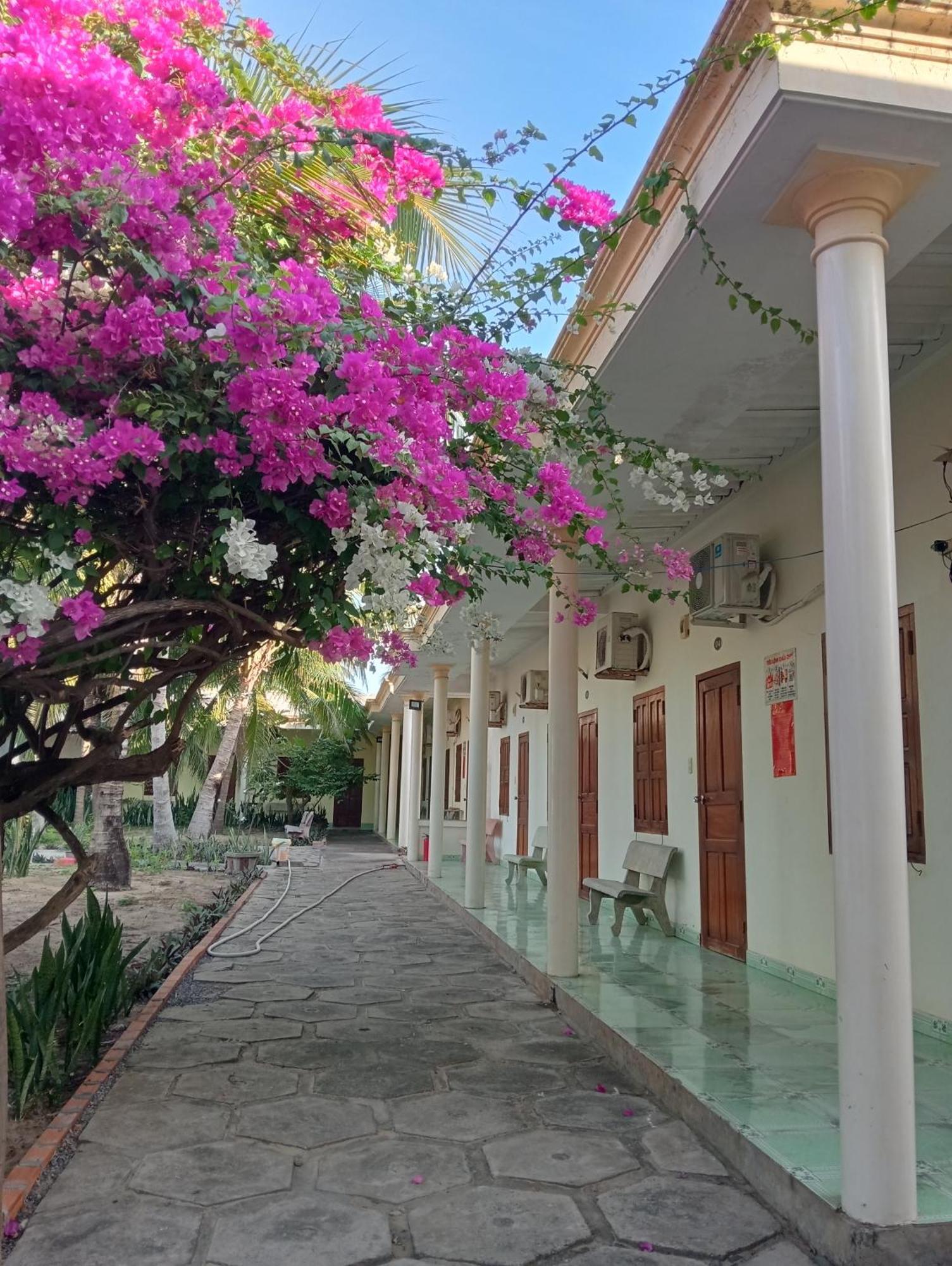 Homestay Nhat Thi Mui Ne Exterior photo